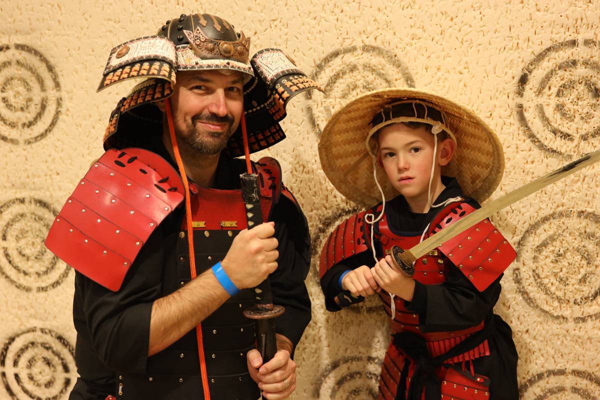 samurai family photo