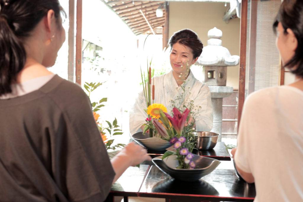 Ikebana Flower Arranging experience in Kyoto