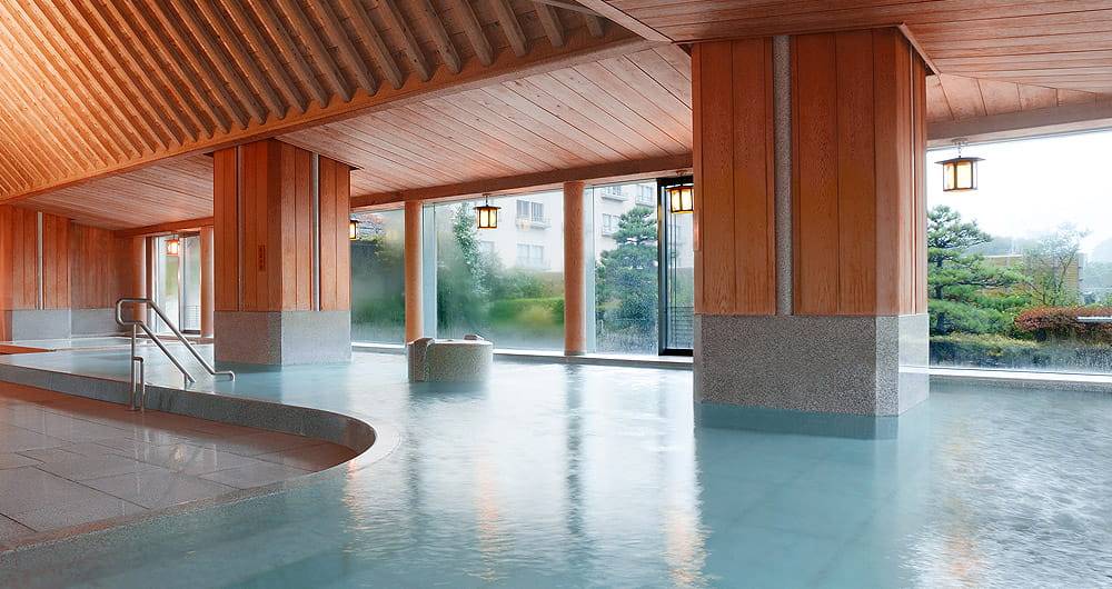 Large Public Bath at Suimeikan, suimeikan.co.jp/hotspring